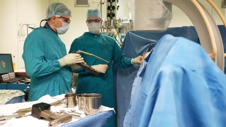 Томские хирурги спасли жизнь пациентке с 8-сантиметровой опухолью на лице