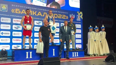 Две серебряные медали завоевали красноярцы на всероссийских состязаниях по боксу