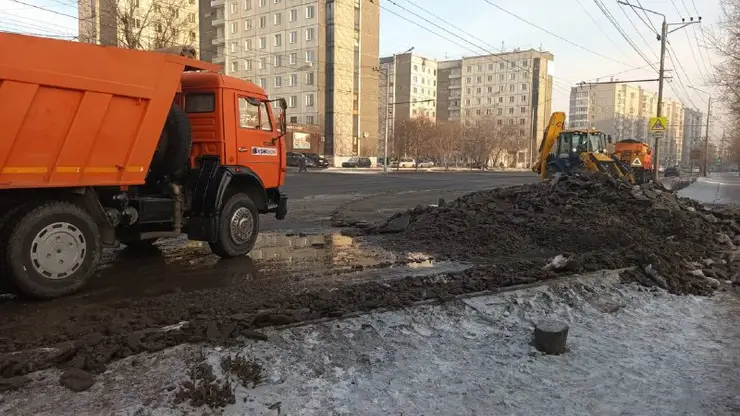 Прокуратура Красноярска организовала проверку после коммунальной аварии в Железнодорожном районе
