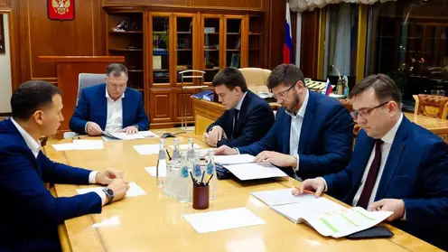 Зампред правительства РФ Марат Хуснуллин провел рабочую встречу с губернатором Михаилом Котюковым